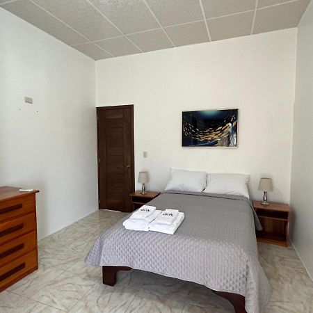 Apartahotel Casa Soleil Puerto Villamil Exteriér fotografie