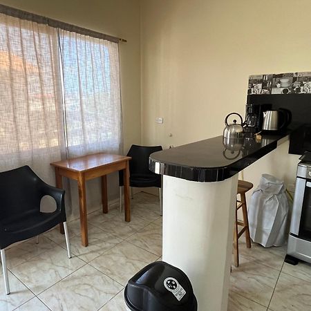 Apartahotel Casa Soleil Puerto Villamil Pokoj fotografie