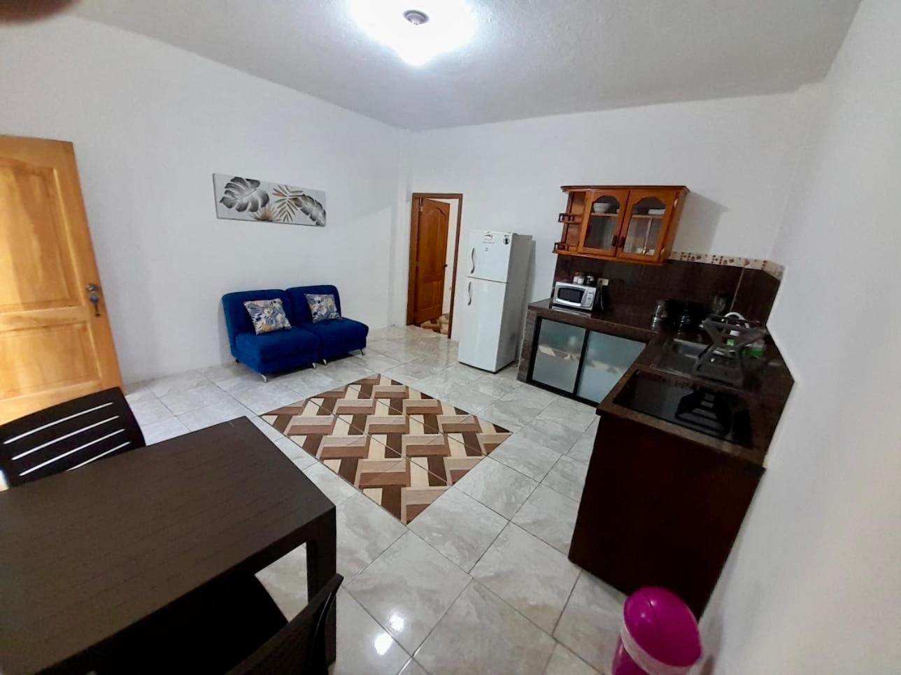 Apartahotel Casa Soleil Puerto Villamil Pokoj fotografie